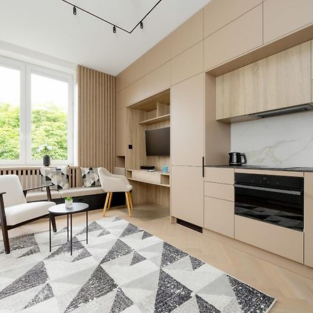 Przytulne Studio W Zielonej Okolicy Srodmiescia By Noclegi Renters Warsaw Exterior photo